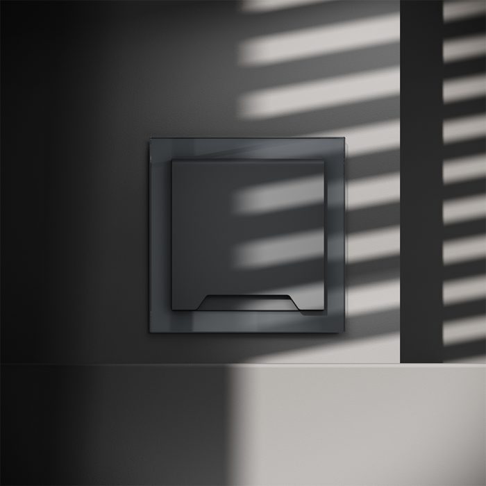 Розетка встраиваемая VOLTUM S70 с заземлением, защитными шторками и крышкой 16А, (графит)